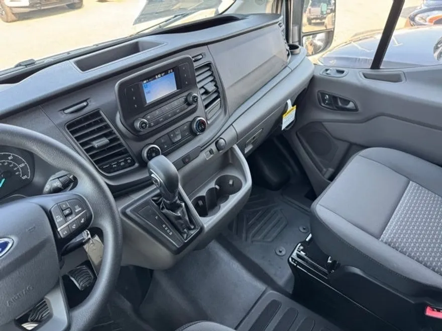 2025 Ford Transit photo 1