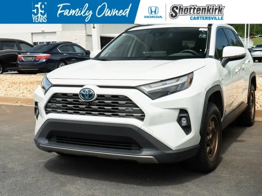 2022 Toyota RAV4 Hybrid Limited photo 1