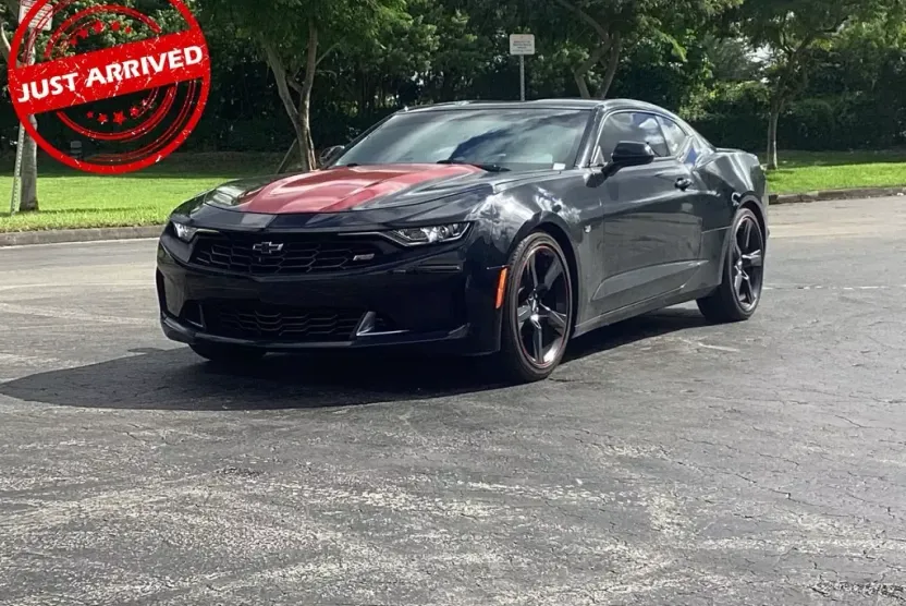 2020 Chevrolet Camaro 1LS 1LT photo 1