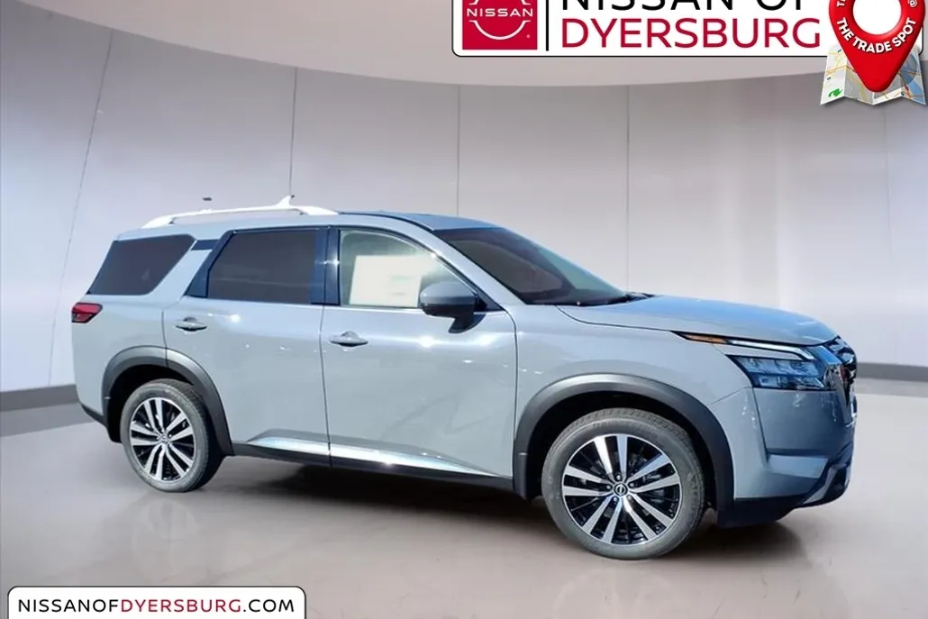 2025 Nissan Pathfinder Platinum photo 1