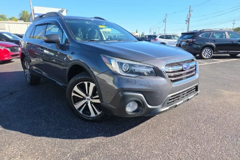 2019 Subaru Outback 3.6R Limited photo 1