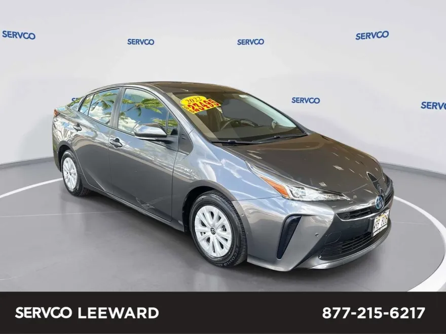 2022 Toyota Prius L Eco photo 1