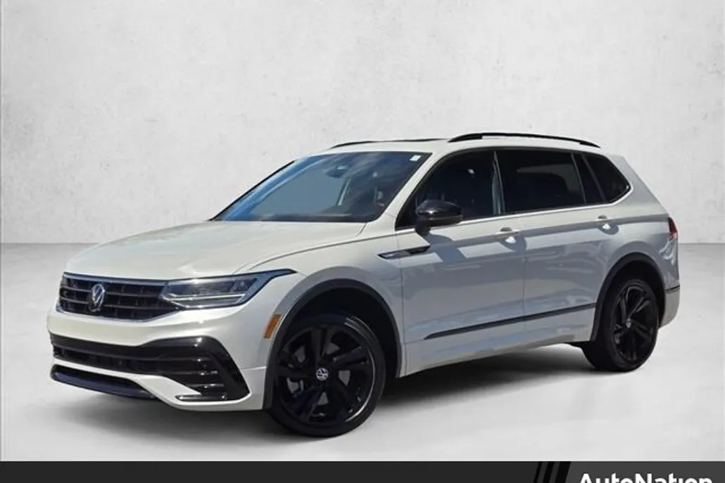 2023 Volkswagen Tiguan SE R-Line Black photo 1