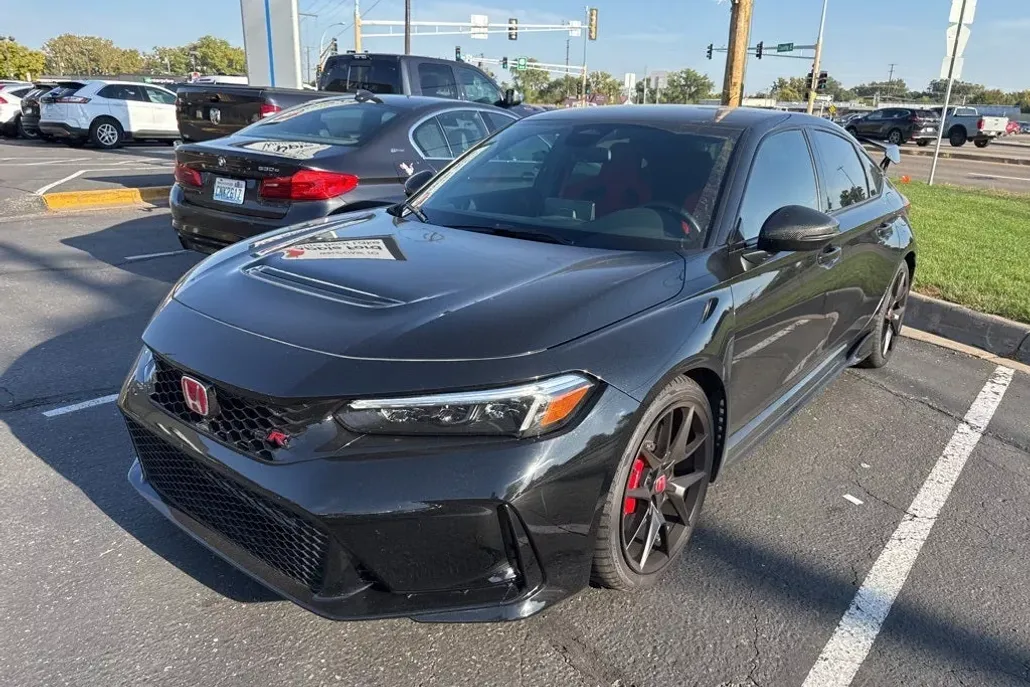 2023 Honda Civic Type R photo 1