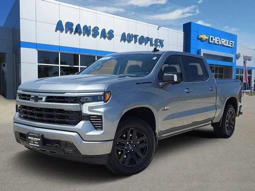 2024 Chevrolet Silverado 1500 RST photo 1