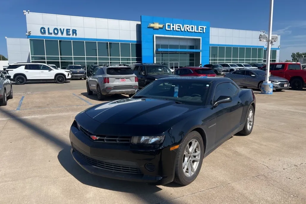 2015 Chevrolet Camaro photo 1