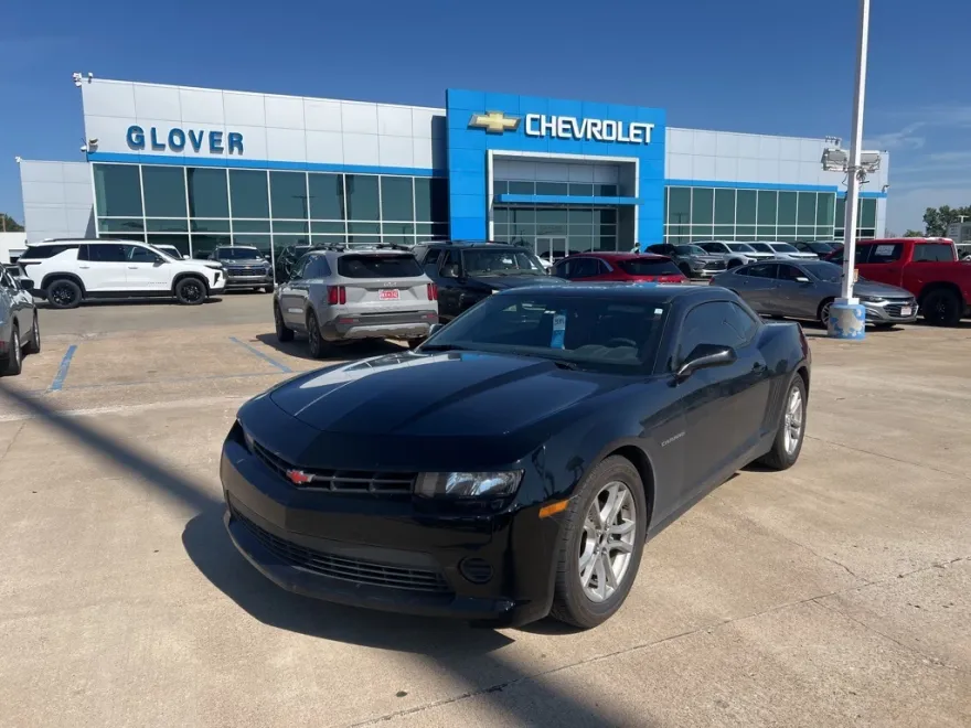 2015 Chevrolet Camaro photo 1