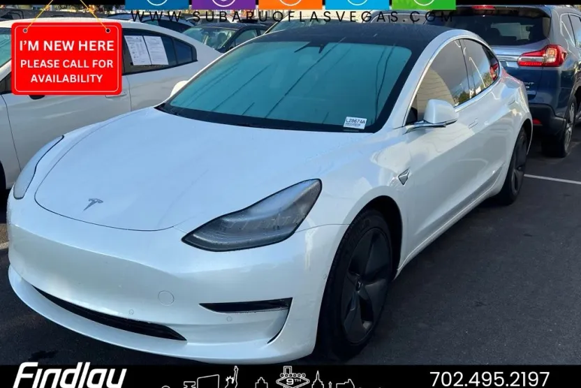 2020 Tesla Model 3 Standard Range Plus photo 1