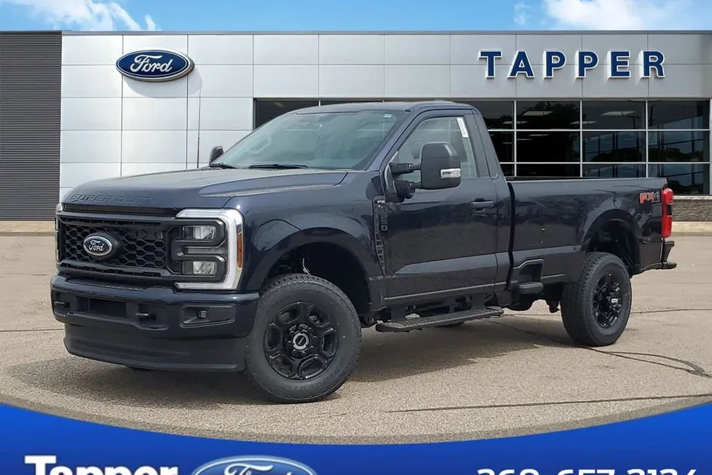 2025 Ford F-350 XL photo 1