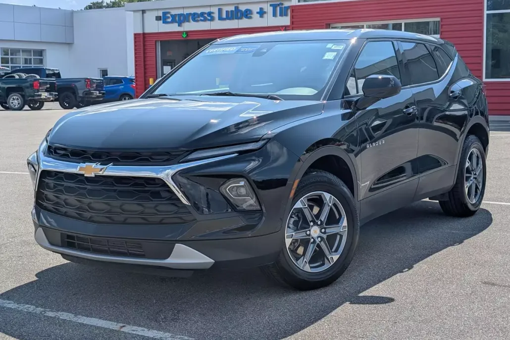 2025 Chevrolet Blazer 2LT photo 1
