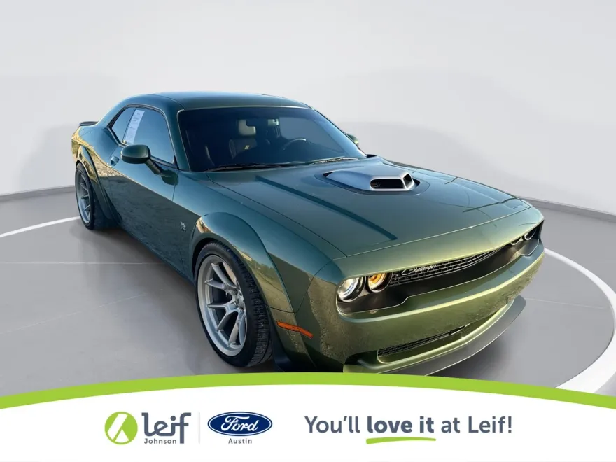 2023 Dodge Challenger R/T Scat Pack Widebody photo 1