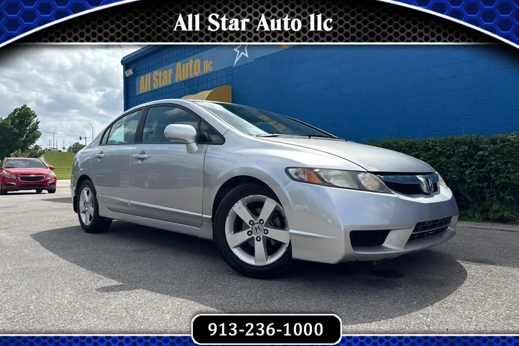2010 Honda Civic photo 1