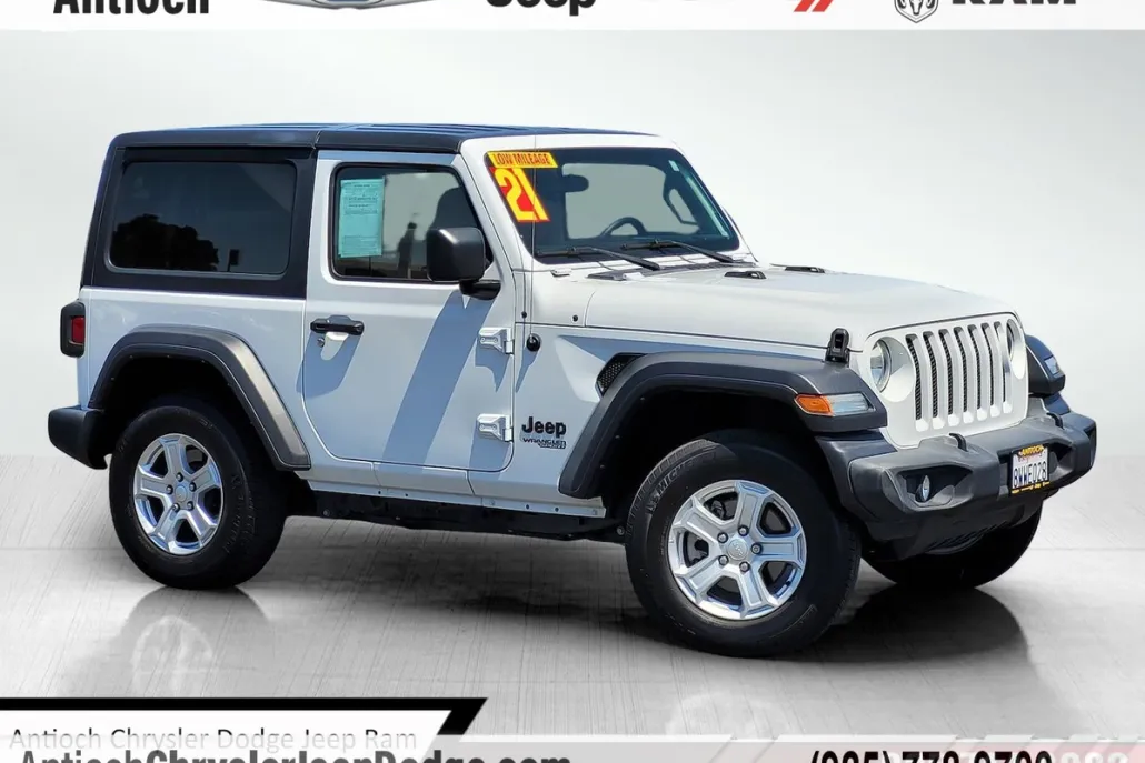 2021 Jeep Wrangler Sport S photo 1
