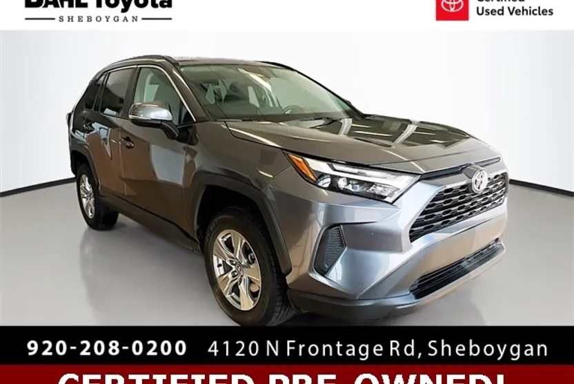2024 Toyota RAV4 XLE photo 1