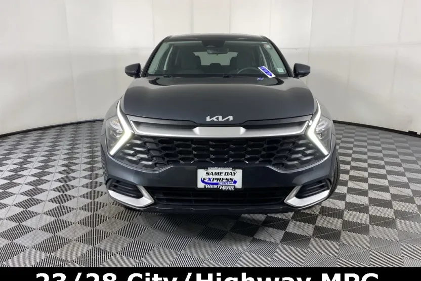 2023 Kia Sportage LX photo 1