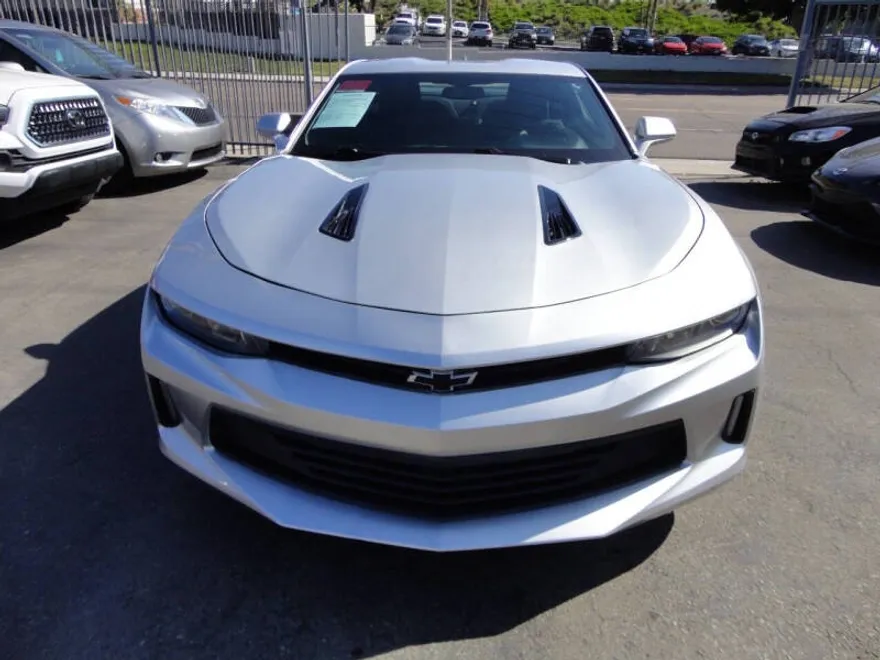 2016 Chevrolet Camaro Coupe 1LT photo 1