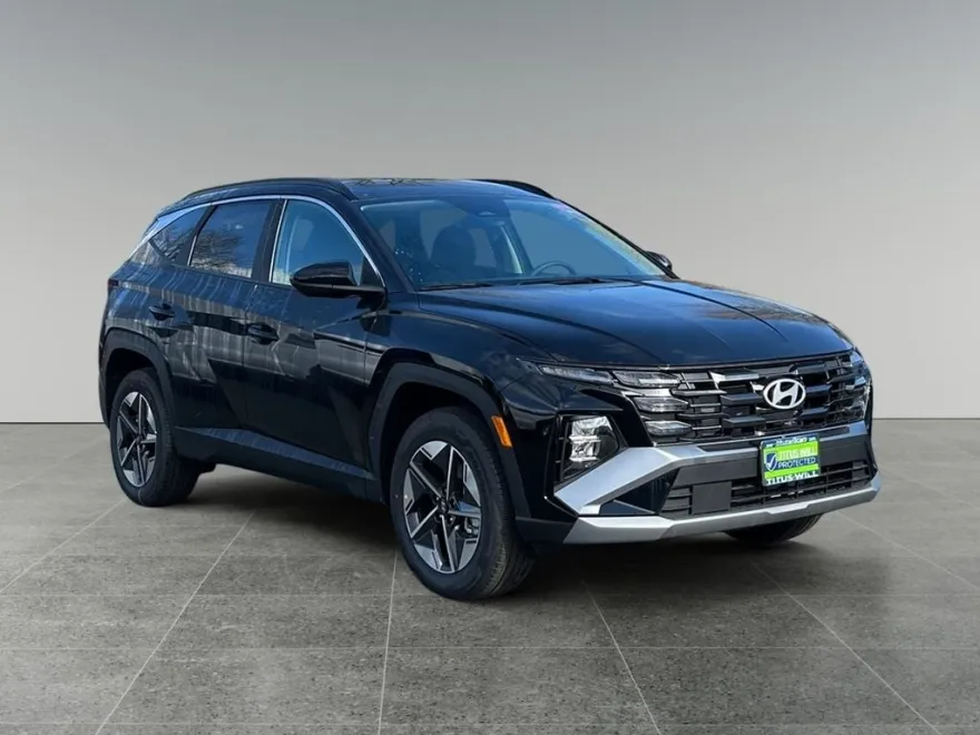 2025 Hyundai Tucson SEL photo 1