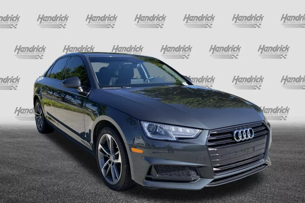 2019 Audi A4 Premium photo 1