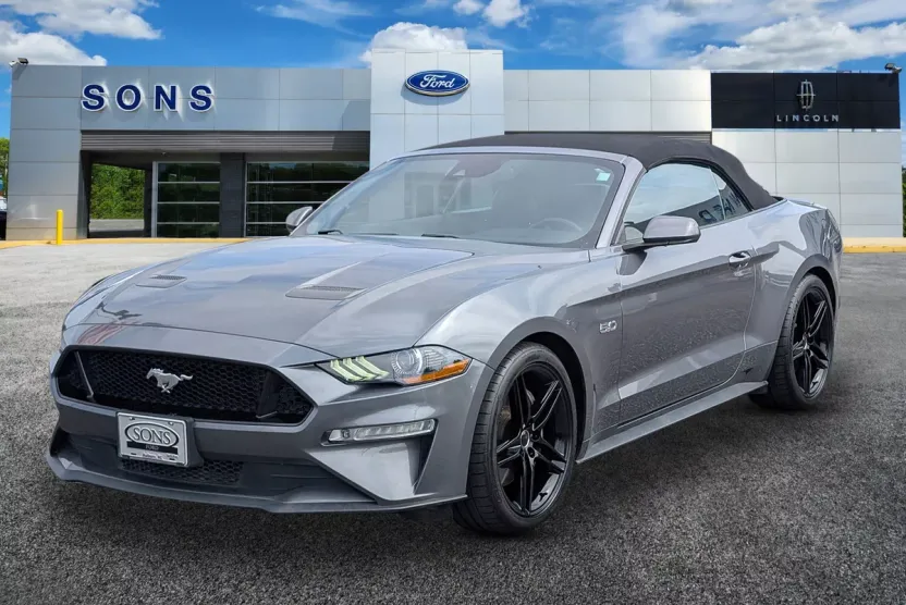 2021 Ford Mustang GT Premium photo 1