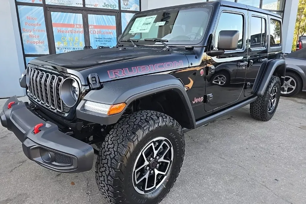 2025 Jeep Wrangler Rubicon photo 1