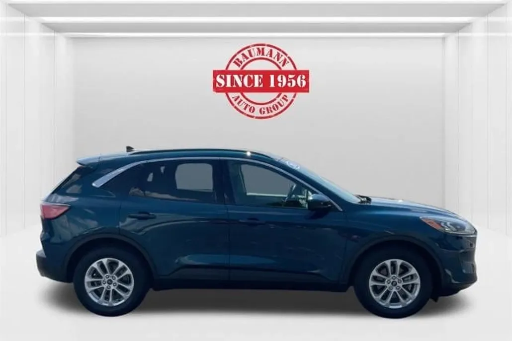 2020 Ford Escape SE photo 1