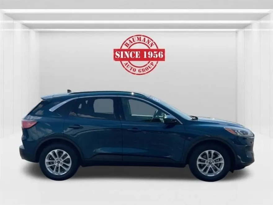 2020 Ford Escape SE photo 1