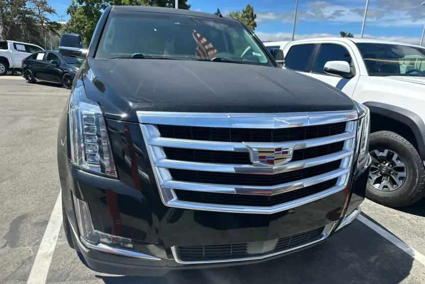2015 Cadillac Escalade Premium photo 1