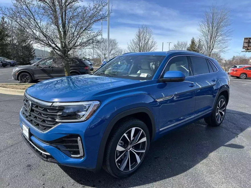 2025 Volkswagen Atlas Cross Sport SEL Premium R-Line photo 1