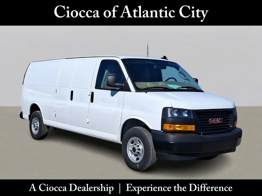 2024 Gmc Savana Cargo 2500 photo 1