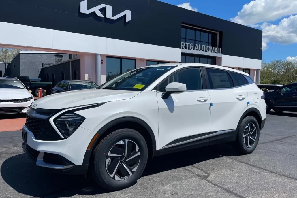 2024 Kia Sportage Hybrid LX photo 1
