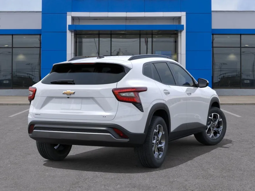 2026 Chevrolet Trax LT photo 1