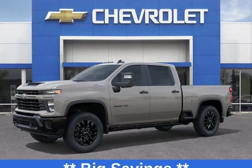 2026 Chevrolet Silverado 2500HD Custom photo 1