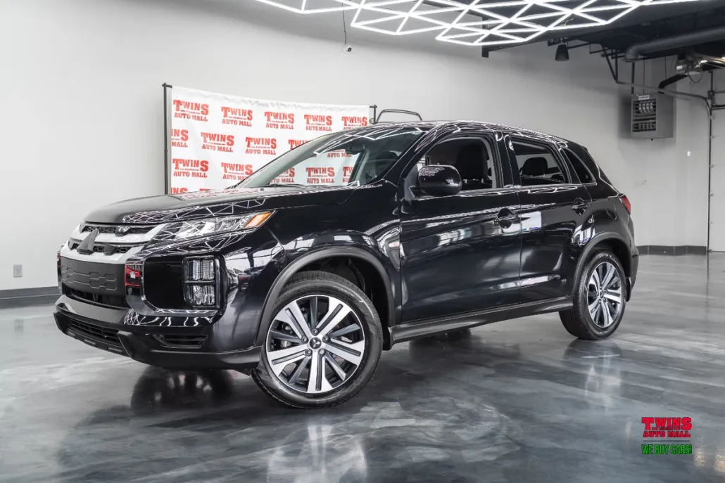 2024 Mitsubishi Outlander Sport ES photo 1
