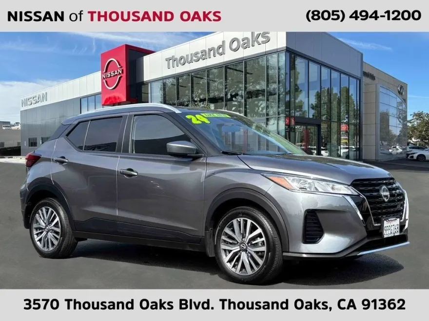2024 Nissan Kicks SV photo 1