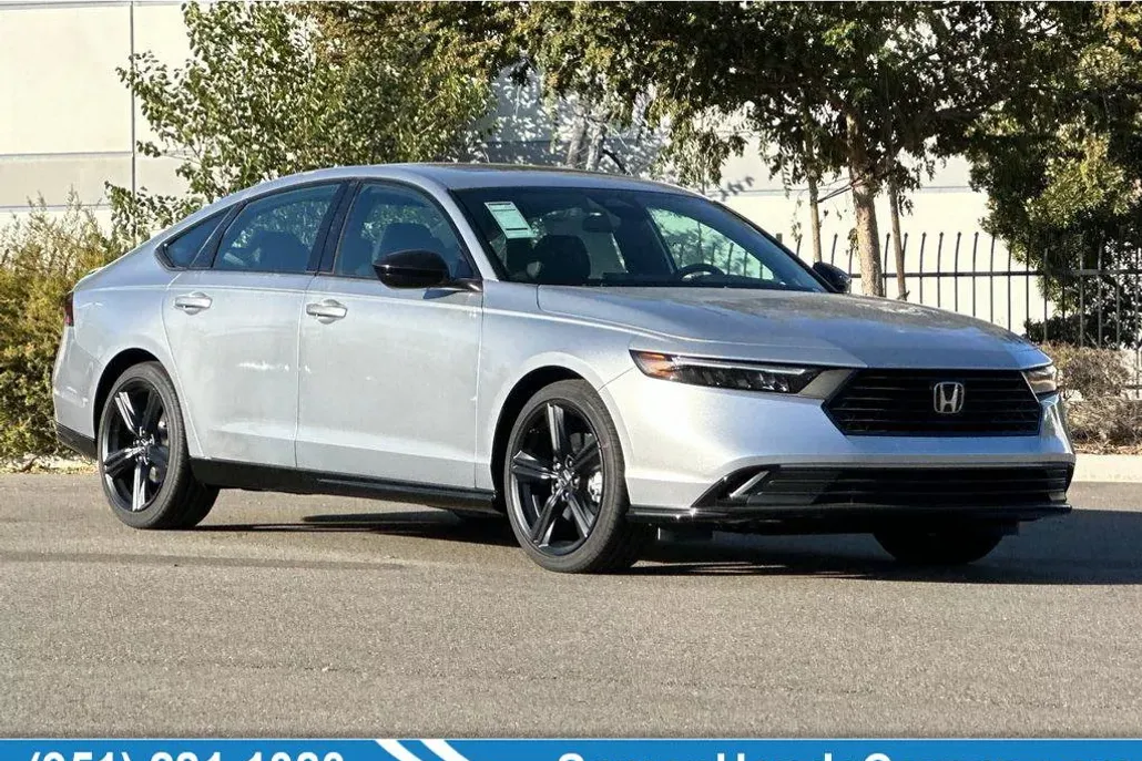2025 Honda Accord Hybrid Sport-L photo 1