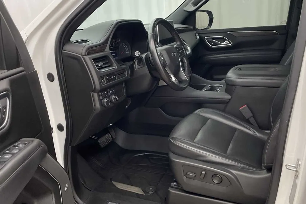2021 Chevrolet Tahoe Z71 photo 1