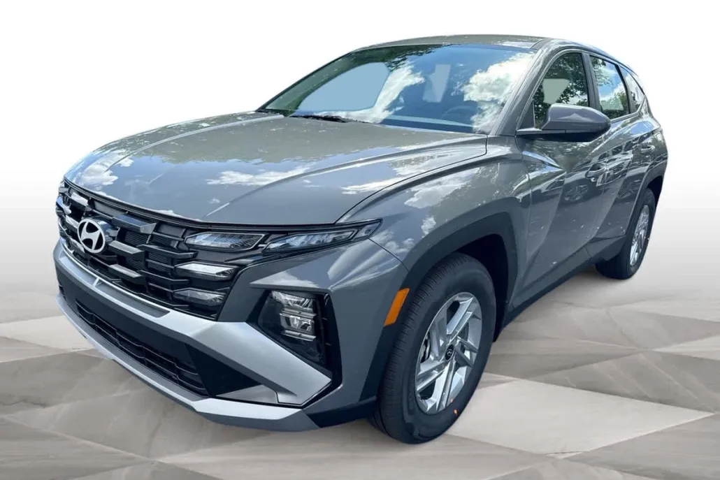 2026 Hyundai Tucson SE photo 1