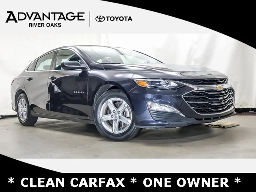 2023 Chevrolet Malibu 1LT photo 1