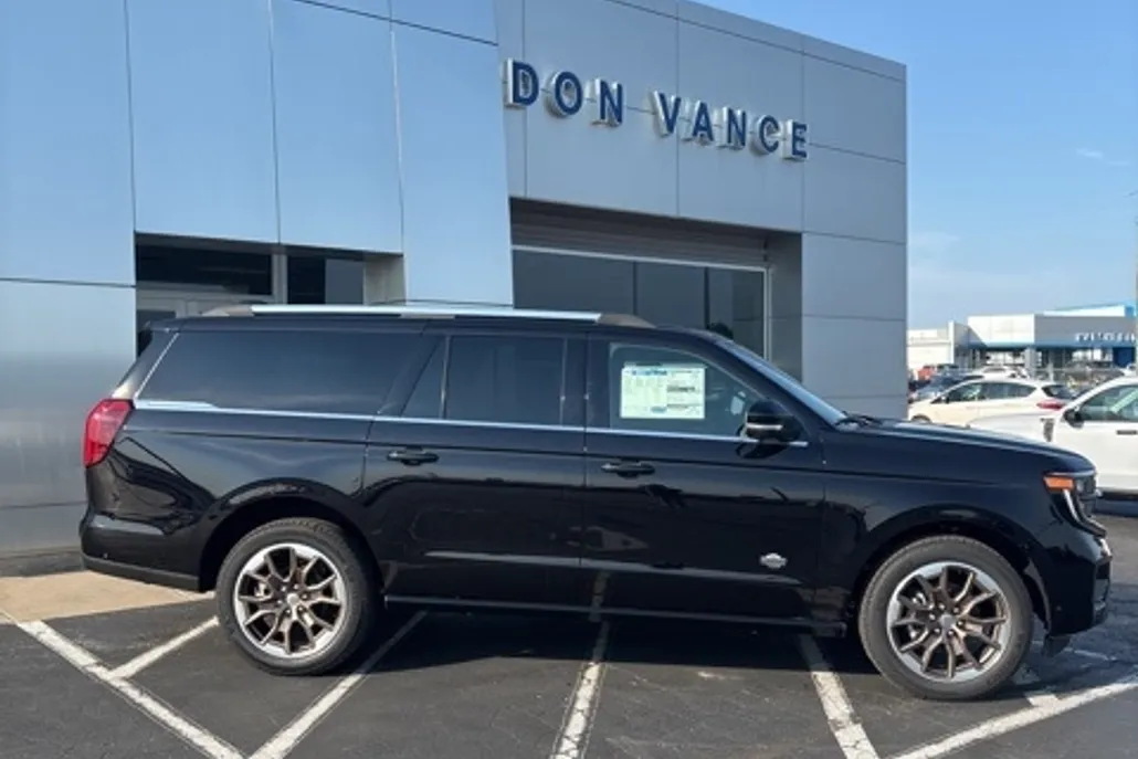 2025 Ford Expedition King Ranch MAX photo 1