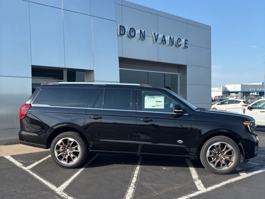 2025 Ford Expedition King Ranch MAX photo 1