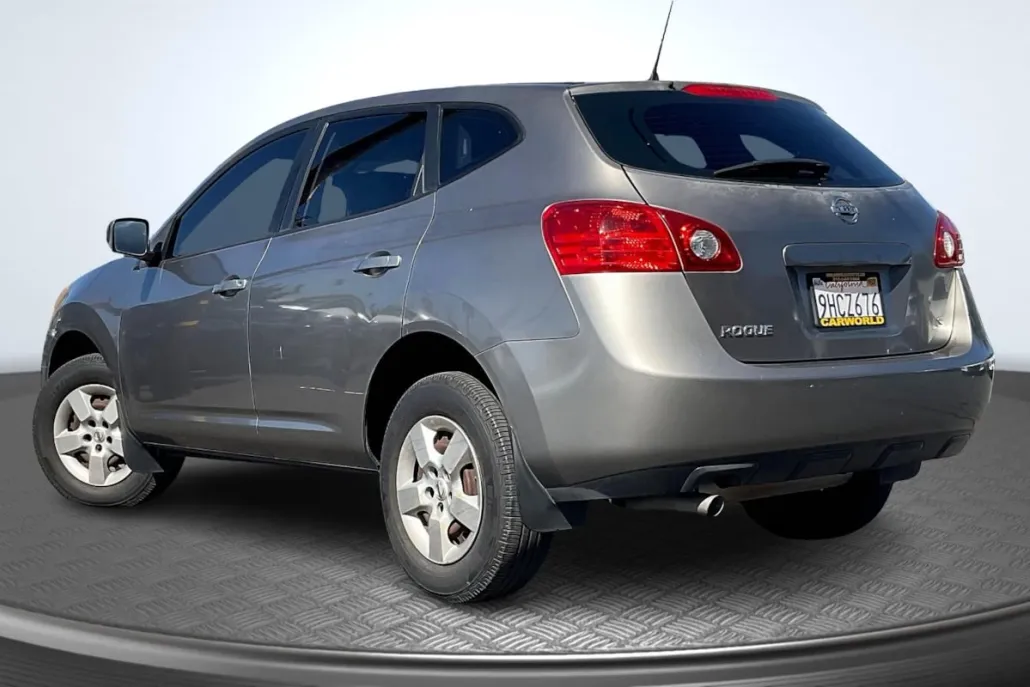 2009 Nissan Rogue S photo 1