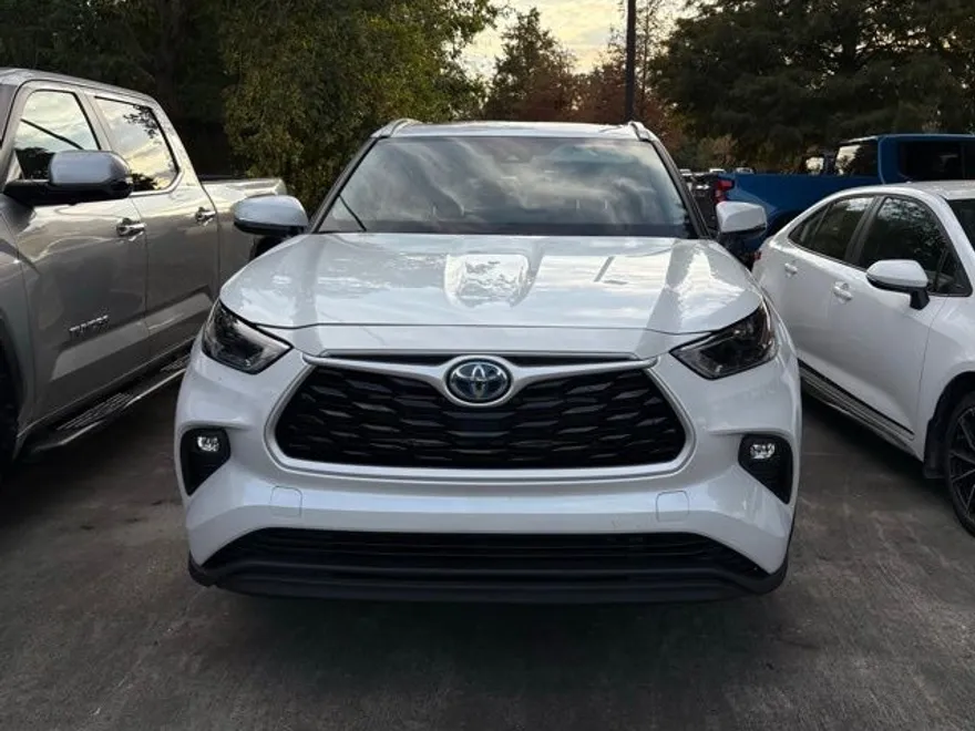 2023 Toyota Highlander Limited Platinum XLE XSE photo 1