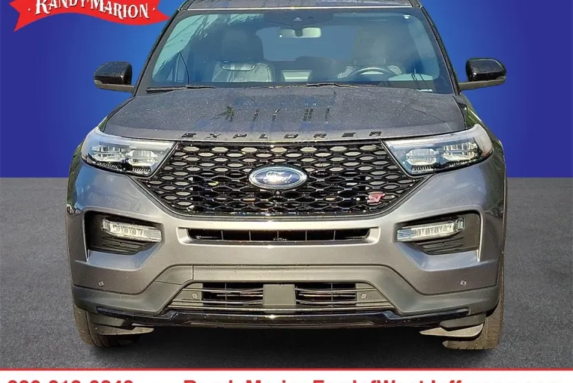 2021 Ford Explorer ST photo 1