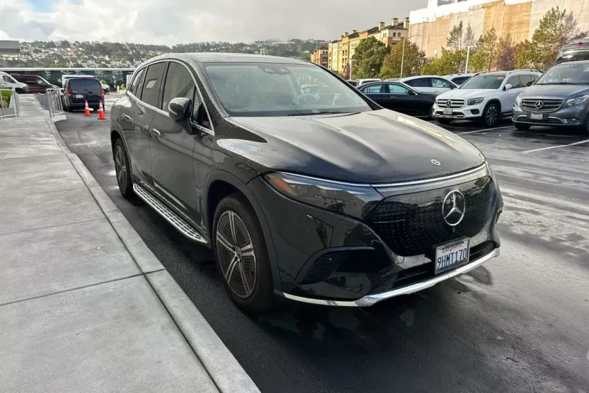 2023 Mercedes Benz EQS SUV 450 4MATIC photo 1