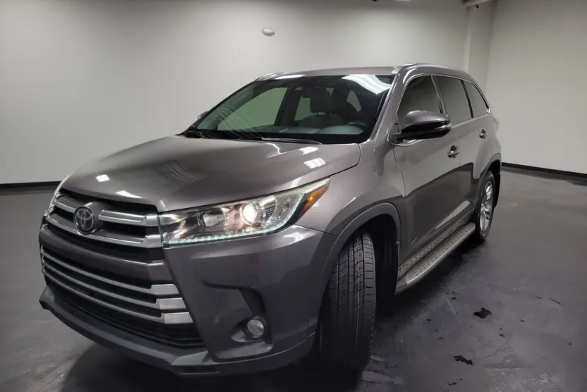 2018 Toyota Highlander Limited photo 1