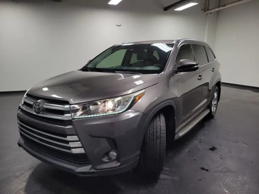 2018 Toyota Highlander Limited photo 1