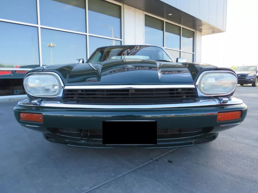 1994 Jaguar XJS photo 3