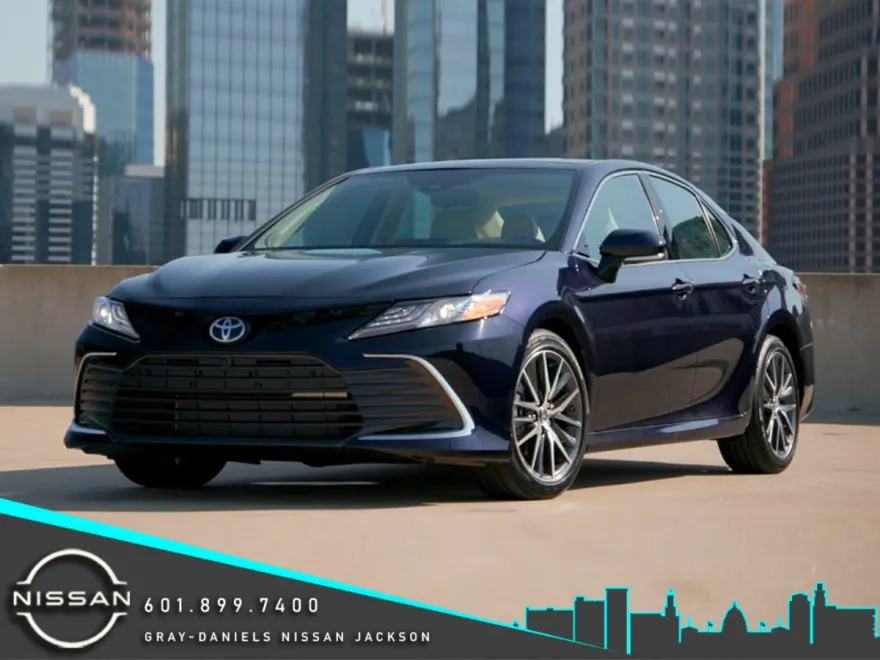 2021 Toyota Camry XSE photo 1