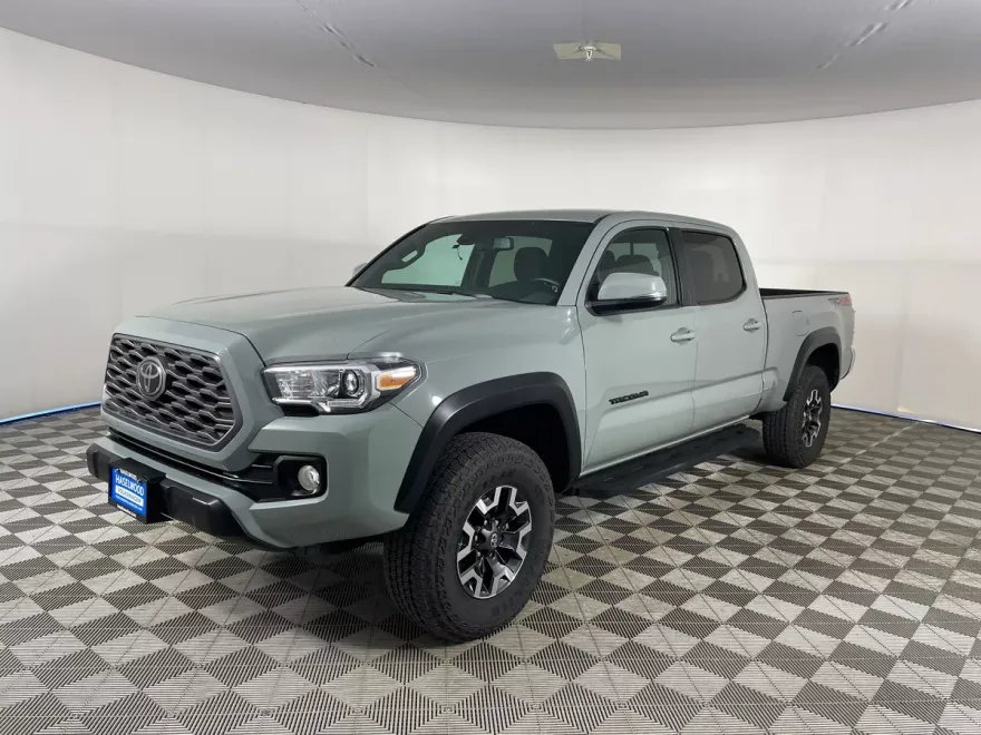 2022 Toyota Tacoma TRD V6 photo 1