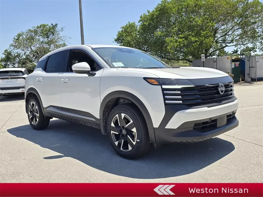 2025 Nissan Kicks SV photo 1